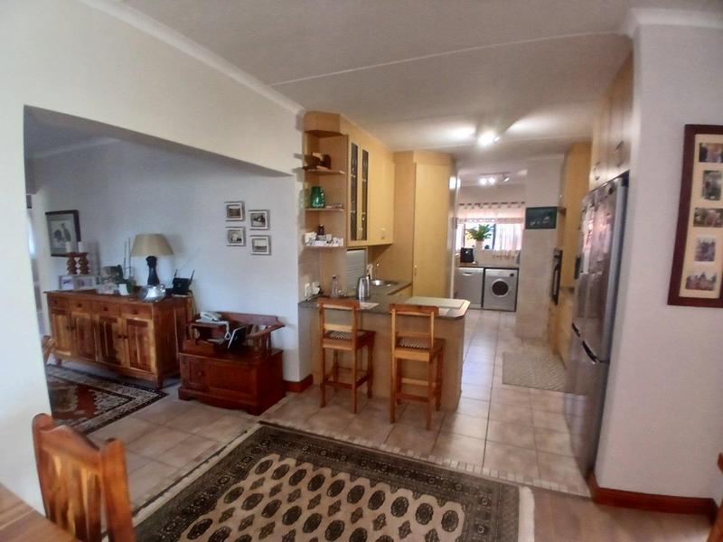 4 Bedroom Property for Sale in Fraaiuitsig Western Cape